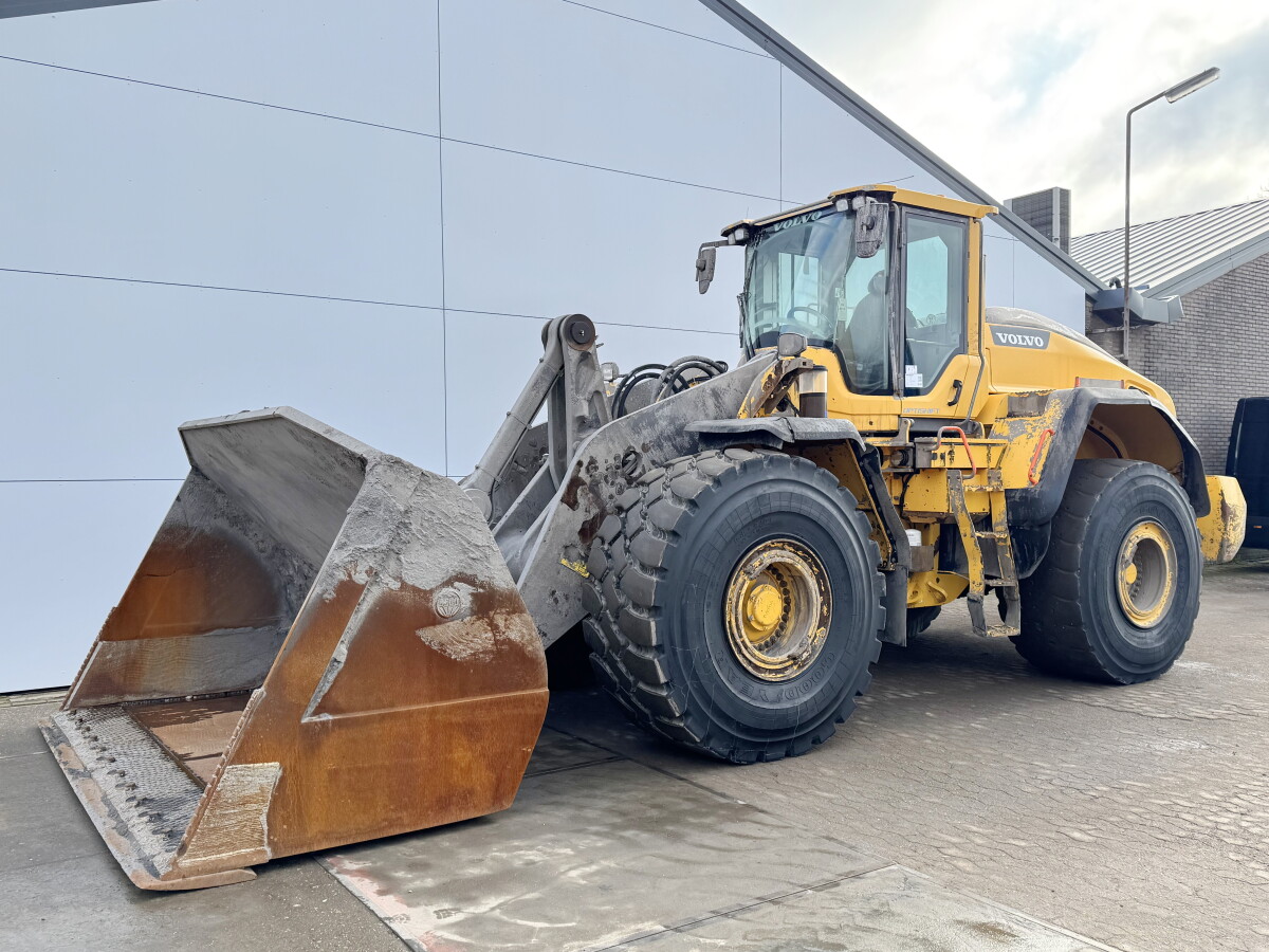 Volvo L220H Wheel Loader  2019 - Image 10