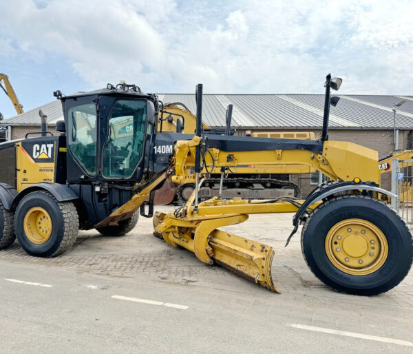 Caterpillar 140M VHP Plus AWD 6×6 - Image 5