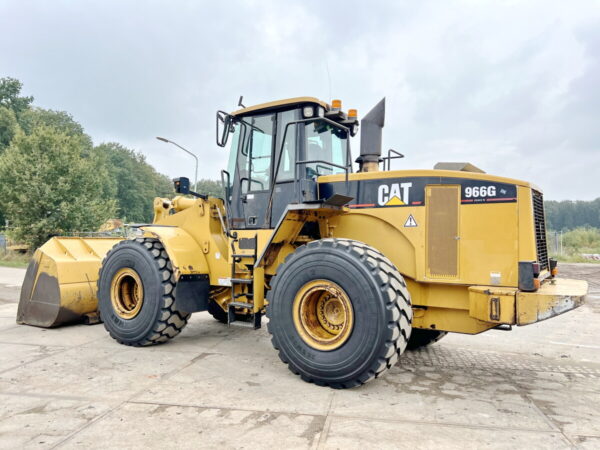 Caterpillar 966G Wheel Loader - Image 8