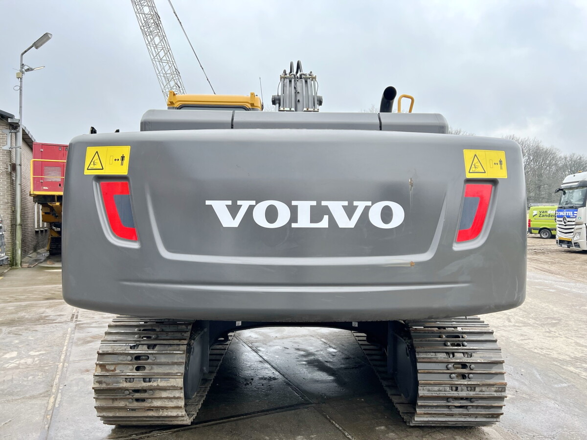 Volvo EC210D Excavator 2024 - Image 11