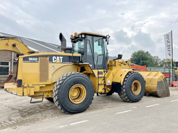 Caterpillar 966G Wheel Loader - Image 7