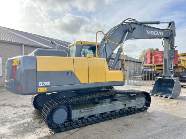Volvo EC210D Used 2022 - Image 15