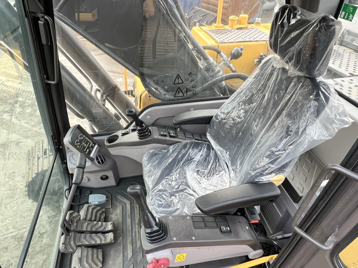 Volvo EC210D Excavator 2024 - Image 10