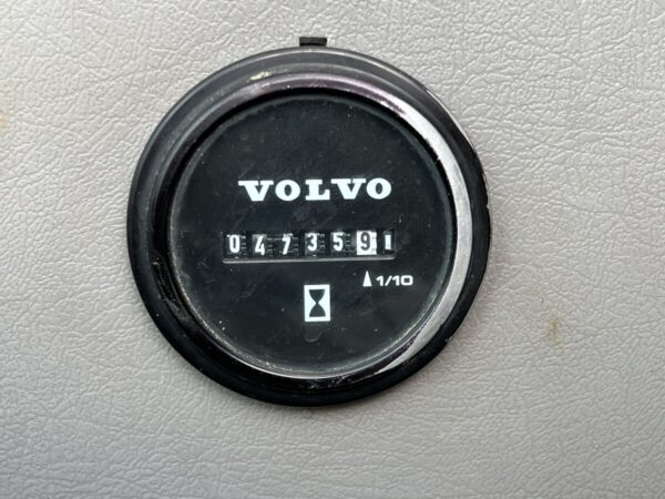 Volvo EC210D Used 2022 - Image 2
