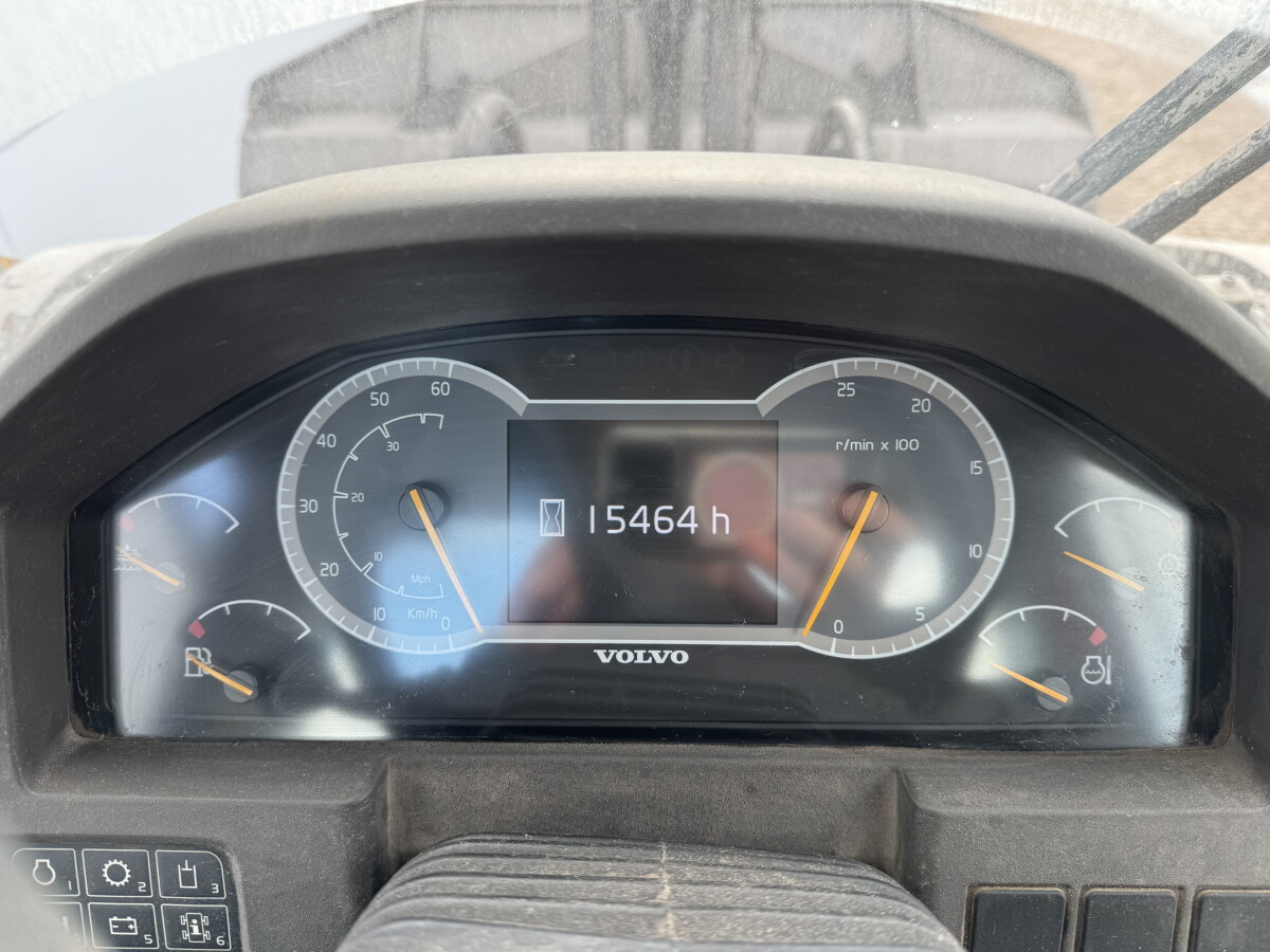 Volvo L220H Wheel Loader  2019 - Image 2