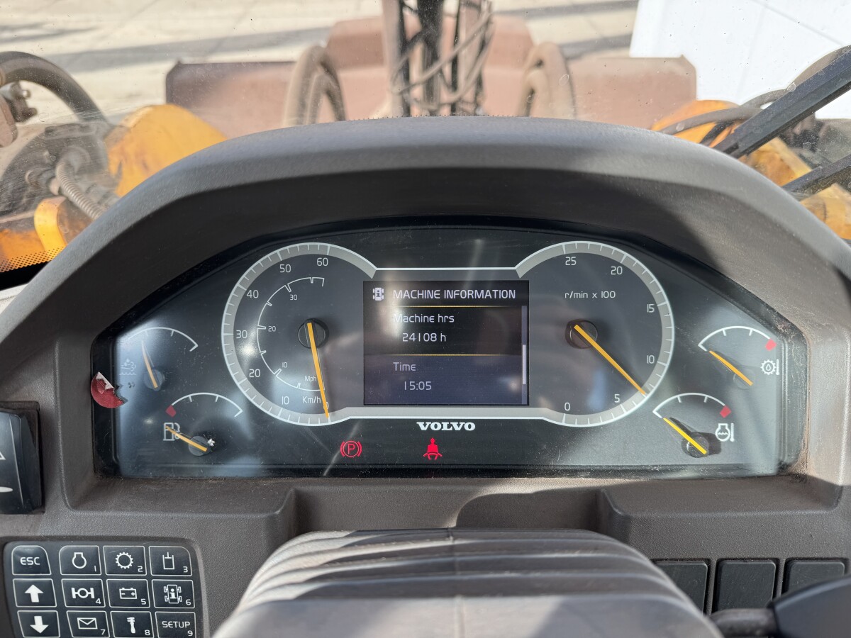 Volvo L180H Wheel Loader 2016 - Image 2