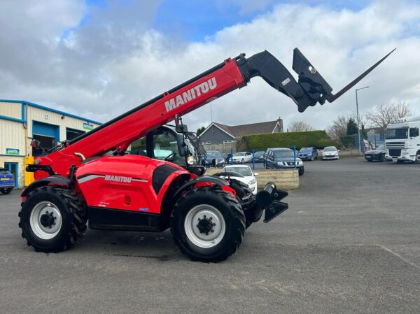 2023 Manitou MT1335