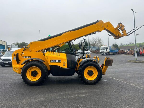 JCB 540-170  2024
