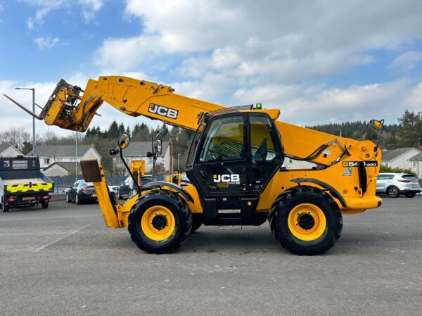 2020 JCB 540-200 - Image 4