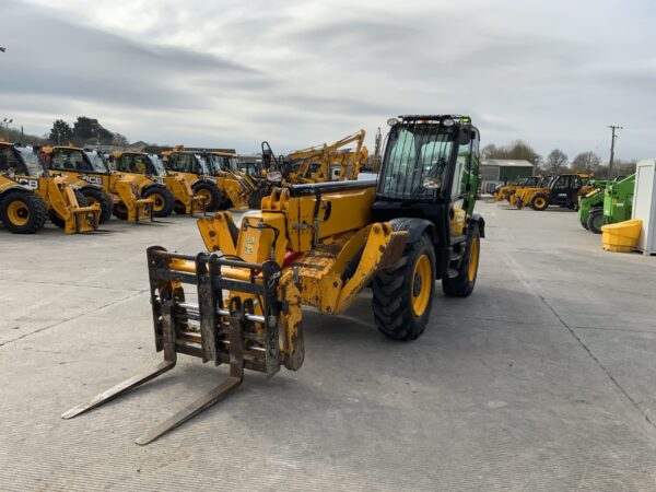 2019 JCB 540-140  Telehandler - Image 12