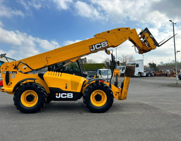 2020 JCB 540-200 - Image 10