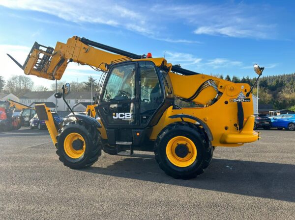 2018 JCB 540-170 - Image 4