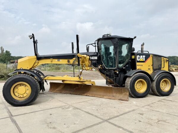 Caterpillar 140M VHP Plus AWD 6×6